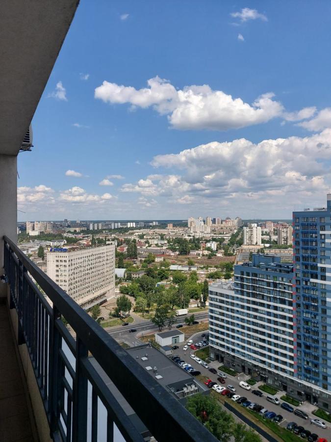 Видові апартаменти м Лівобережна Киев Экстерьер фото