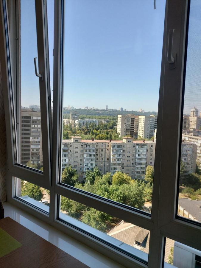 Видові апартаменти м Лівобережна Киев Экстерьер фото